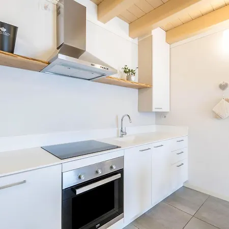 Fontanelle Gardapartments 6 アパート ポルペナッツェ・デル・ガルダ