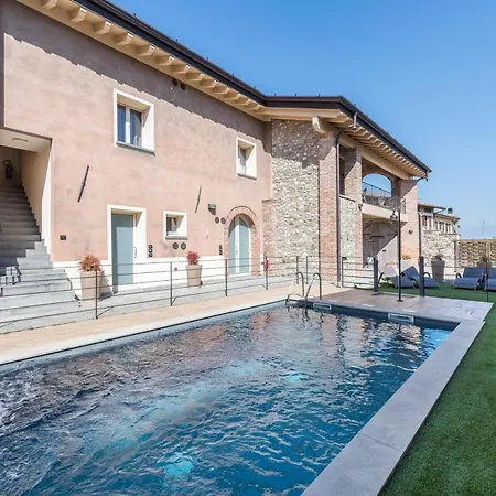 Fontanelle Gardapartments 6 * ポルペナッツェ・デル・ガルダ