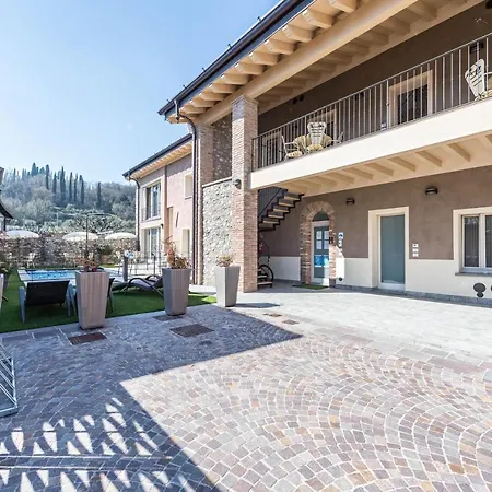 Fontanelle Gardapartments 6 アパート ポルペナッツェ・デル・ガルダ